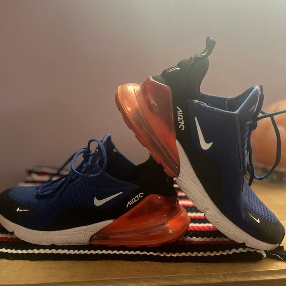 Nike 270 blue and oarnge sneakers slightly used. - Picture 5 of 7